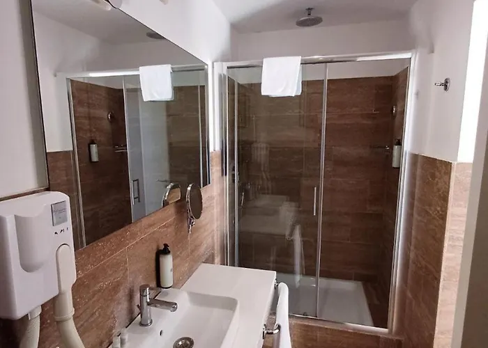 Triple Big Amazing View, For Two O Three Person, In Center Of Casa de hóspedes 4*